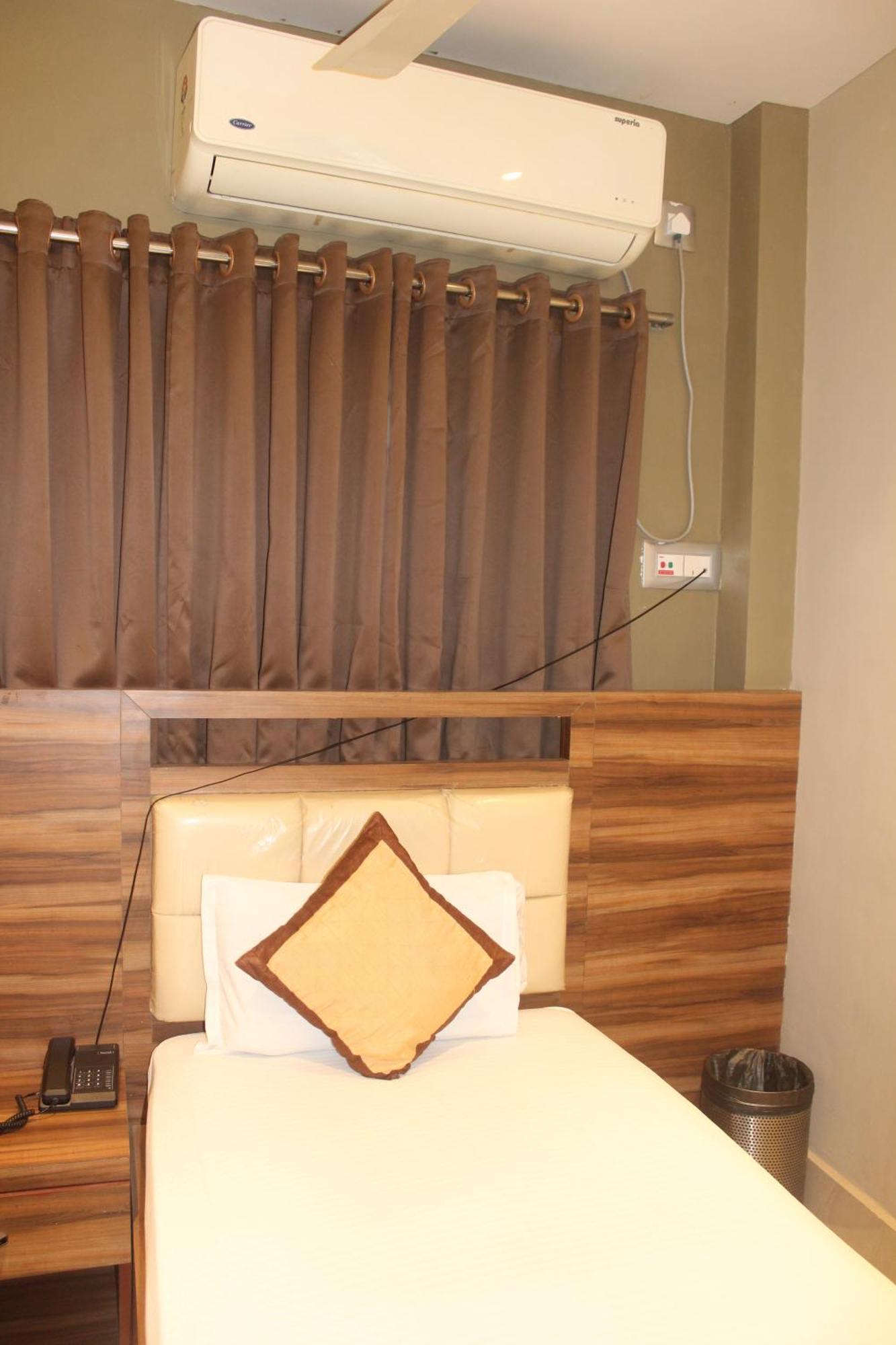 Hotel Oishi Plaza Mukutmanipur المظهر الخارجي الصورة